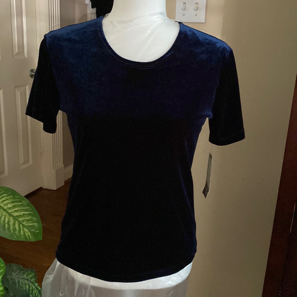 Nwt Impressions Brand Dark Blue Velvet Top